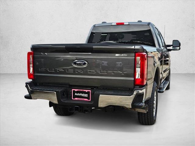 New 2026 Ford F250 XLT w/ FX4 Off-Road Package image 2