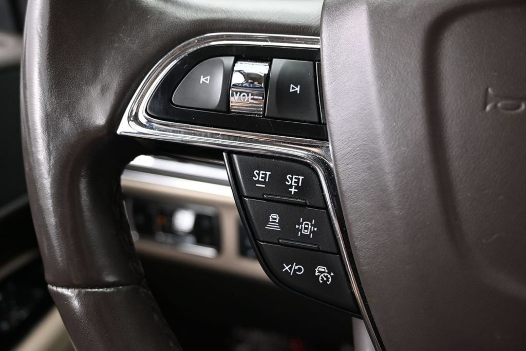 Used 2024 Lincoln Navigator Premiere AWD/4WD image 30