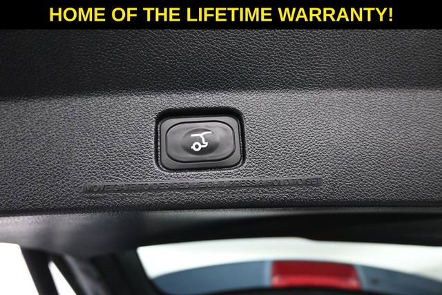 Used 2019 Ford Explorer XLT w/ Equipment Group 202A FWD image 44