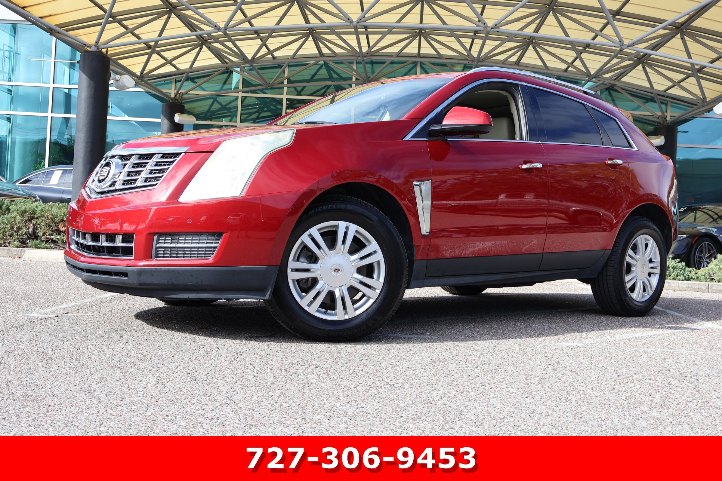 Used 2014 Cadillac SRX Luxury image 1