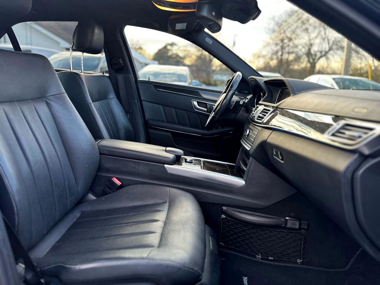Used 2016 Mercedes-Benz E 400 Sedan image 13