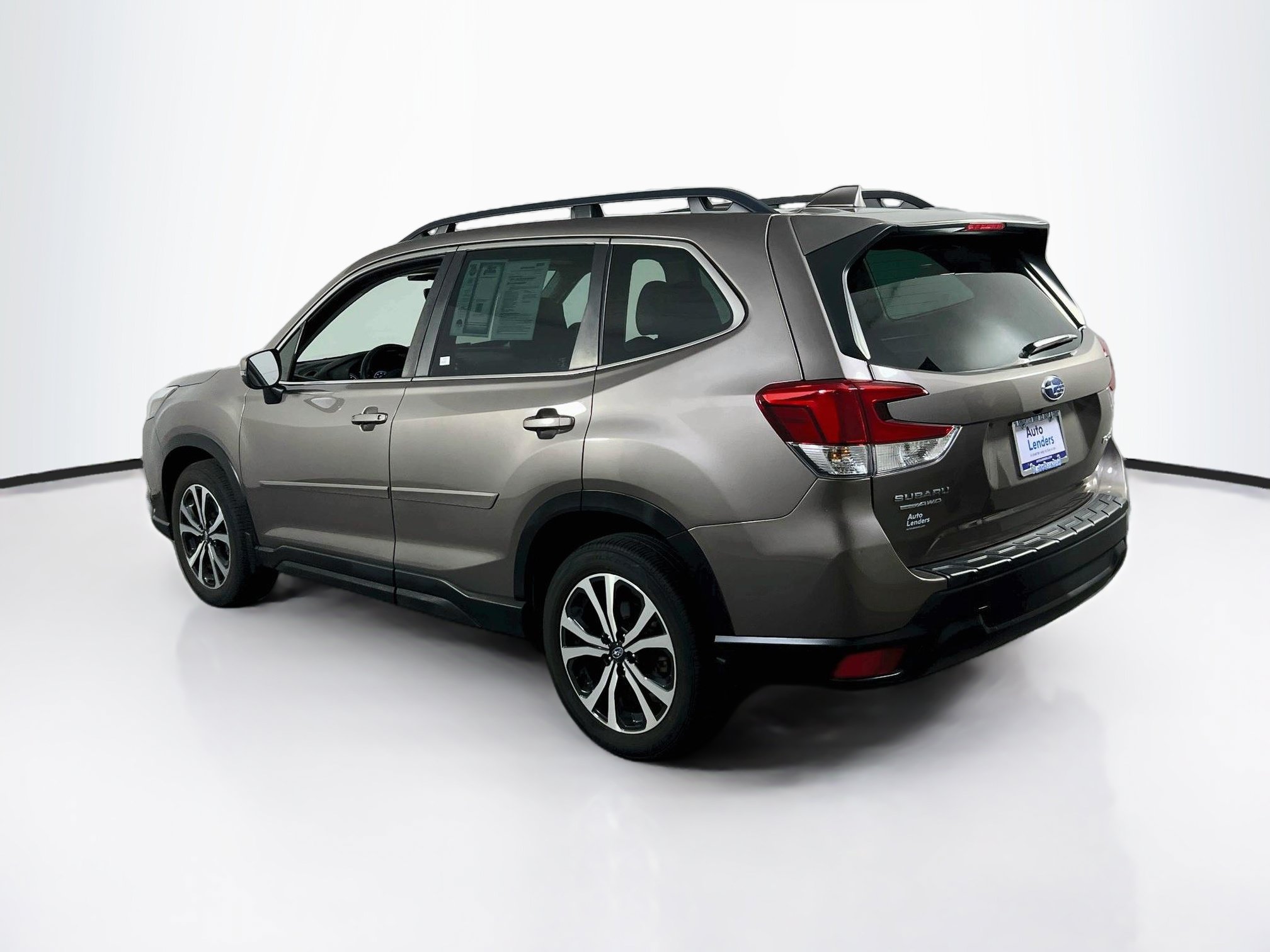 Used 2023 Subaru Forester Limited AWD/4WD image 7