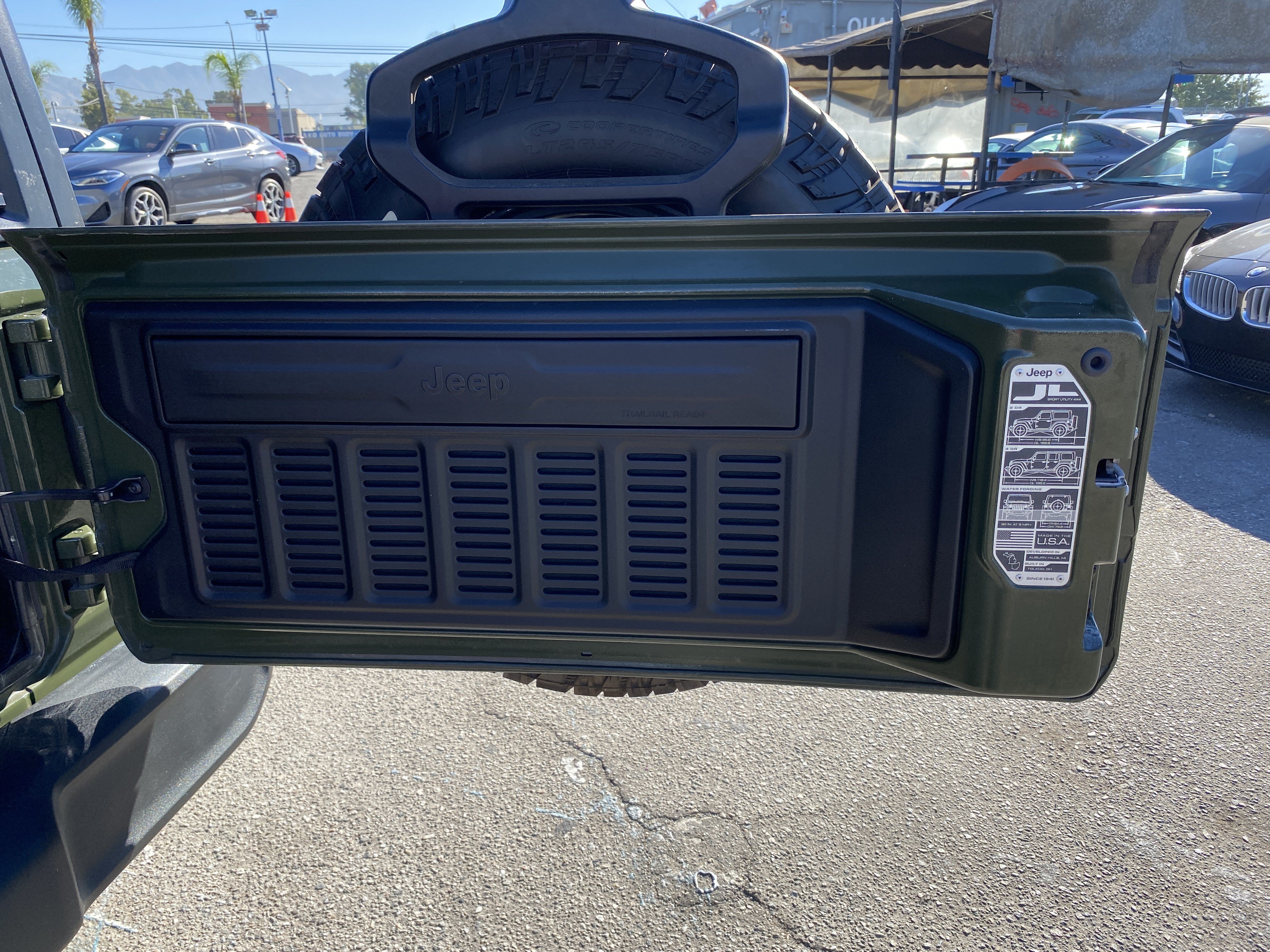 Used 2020 Jeep Wrangler Unlimited Sport AWD/4WD image 24