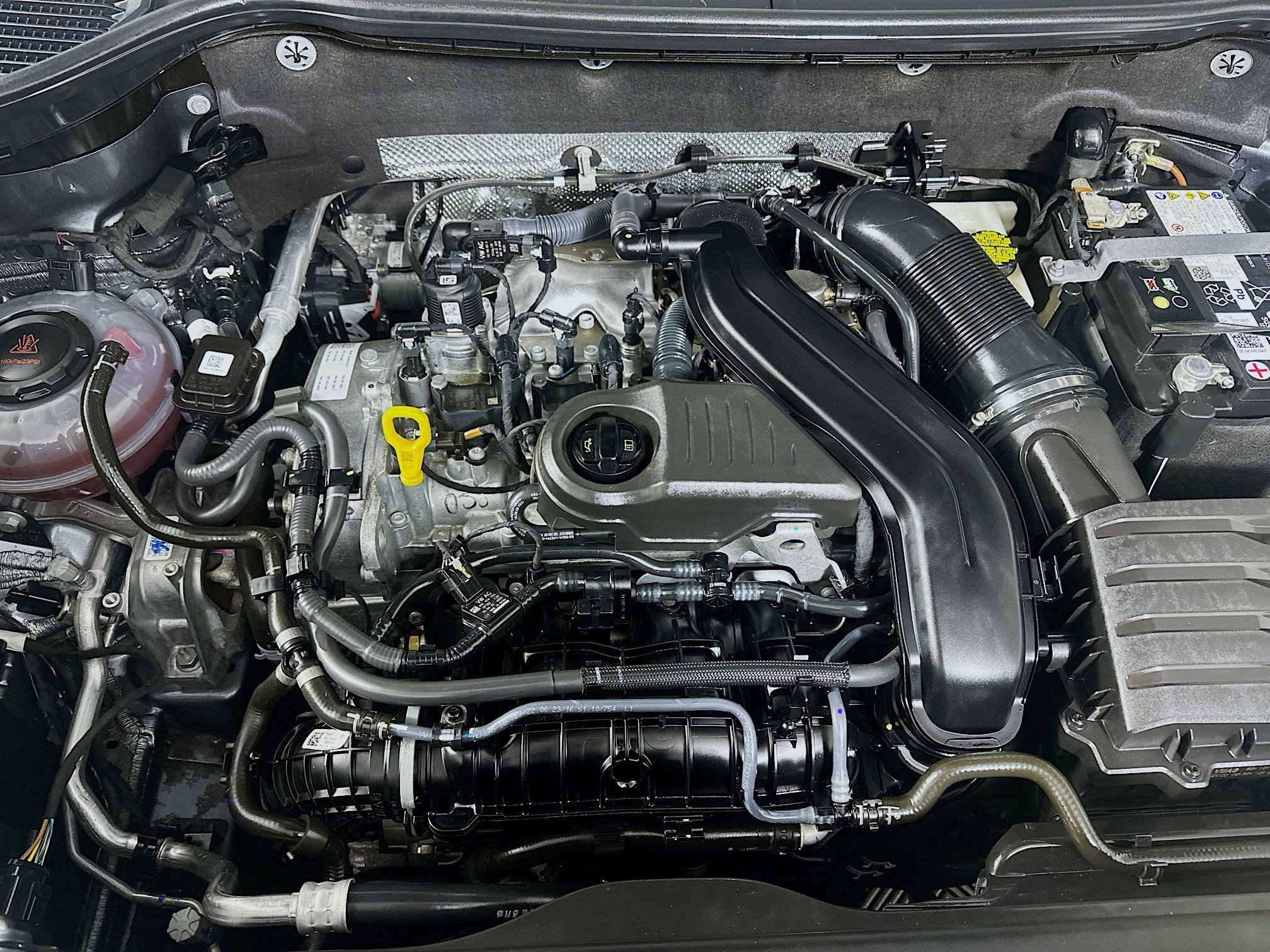 Used 2024 Volkswagen Taos S image 33