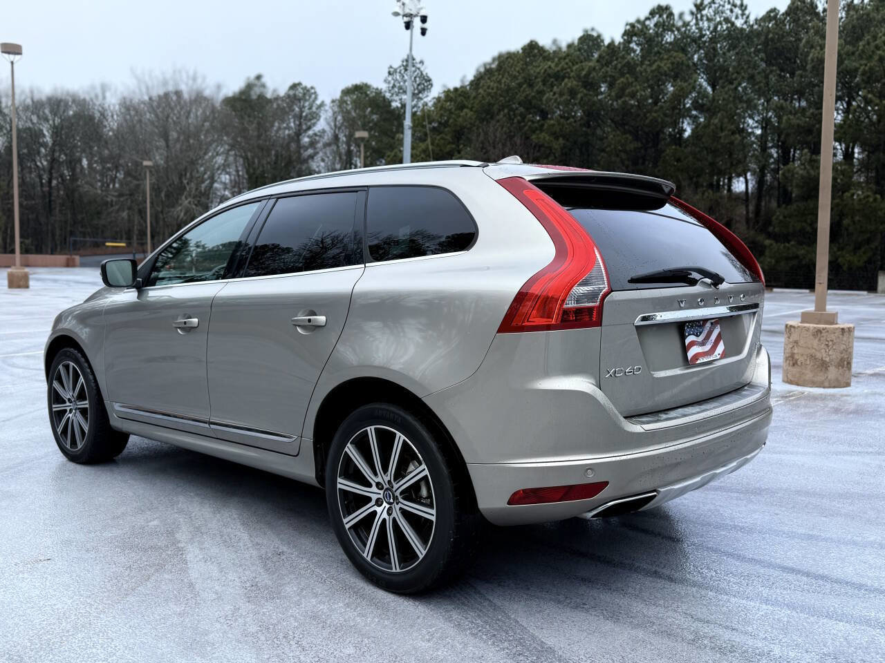 Used 2015 Volvo XC60 T5 Platinum FWD image 12