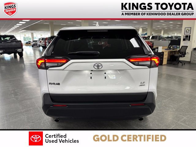 Used 2024 Toyota RAV4 LE AWD/4WD image 7