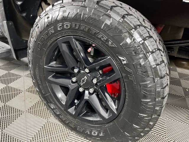 Used 2019 Chevrolet Silverado 1500 Custom Trail Boss w/ Custom Convenience Package AWD/4WD image 14