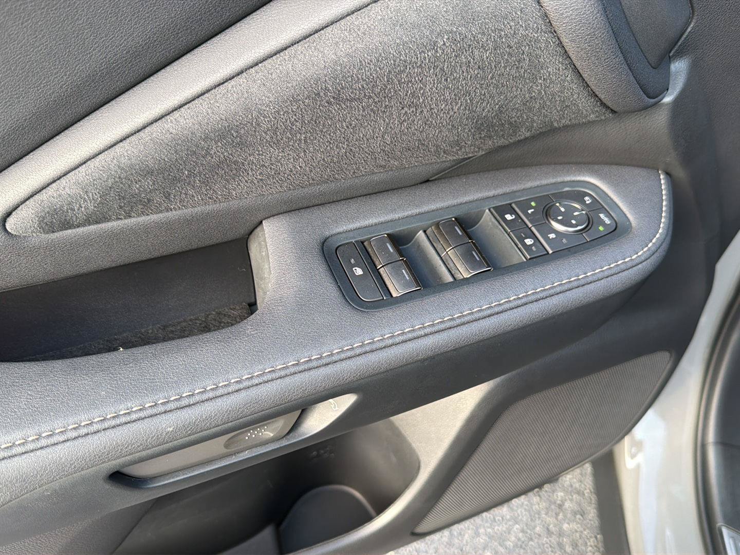Certified 2025 Lexus TX 500h AWD w/ Technology Package image 34