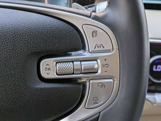 Used 2023 Genesis GV70 2.5T w/ Advanced Package AWD/4WD image 27