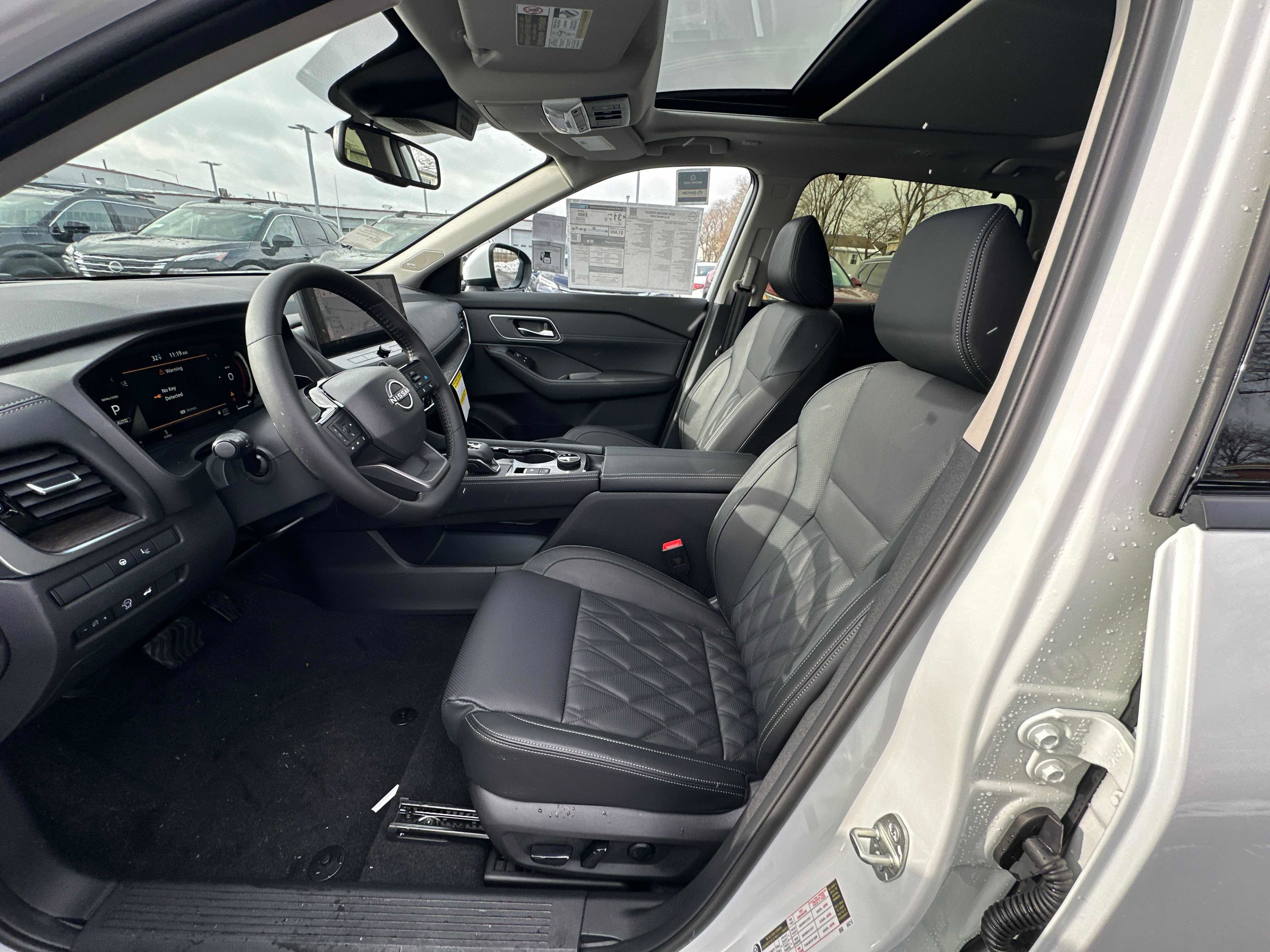 New 2026 Nissan Rogue Platinum w/ Tech Package image 24