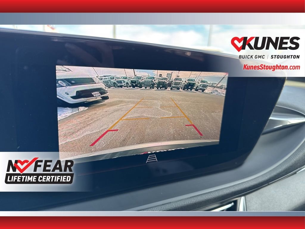 Used 2024 Buick Envista Preferred w/ Advanced Safety Package image 33