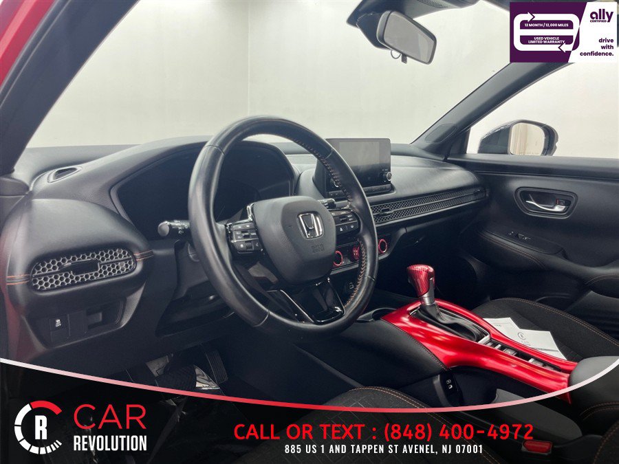 Used 2025 Honda HR-V Sport image 11