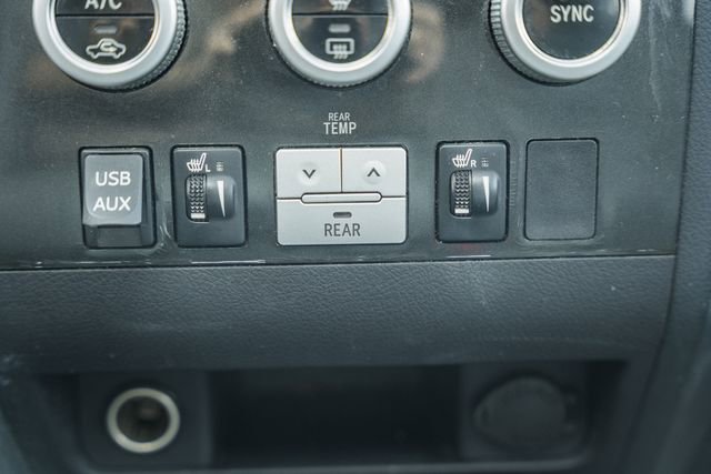 Used 2010 Toyota Sequoia Limited image 33