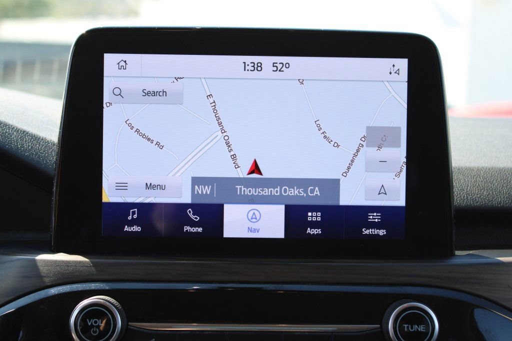 Used 2020 Ford Escape Titanium image 19