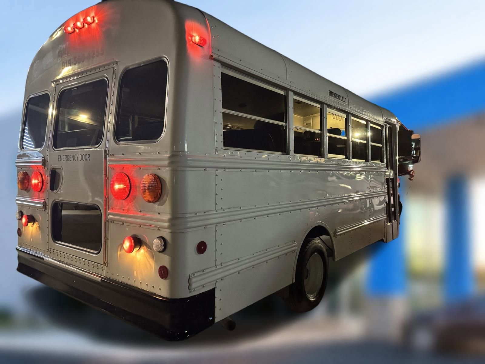 Used 2005 Chevrolet Express 3500 w/ School Bus Package image 13