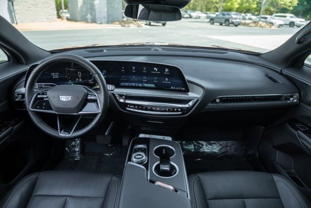 Used 2024 Cadillac Lyriq Sport RWD image 26