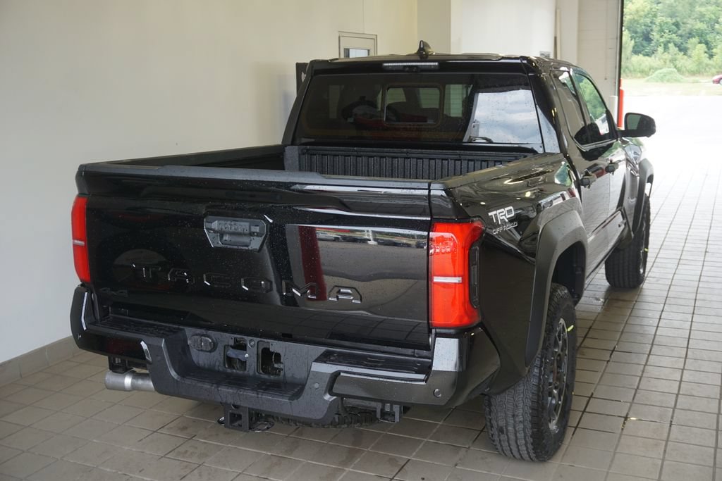 New 2026 Toyota Tacoma TRD Off-Road AWD/4WD image 18