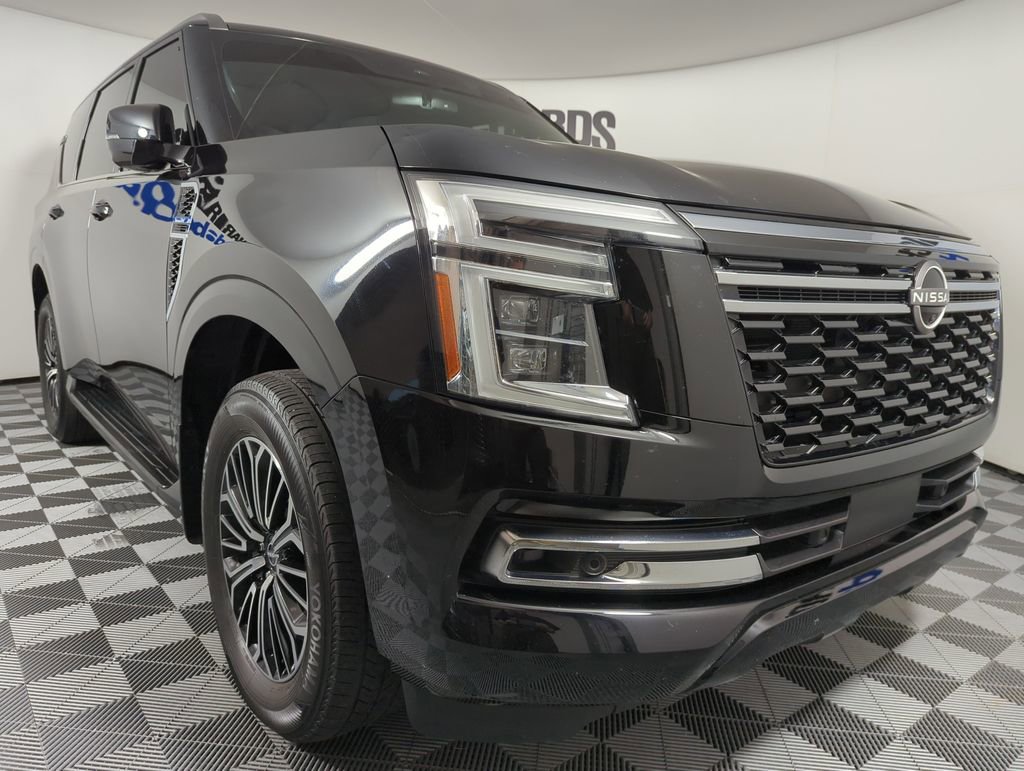 Used 2025 Nissan Armada SL w/ Captain's Chari Seat Package image 6