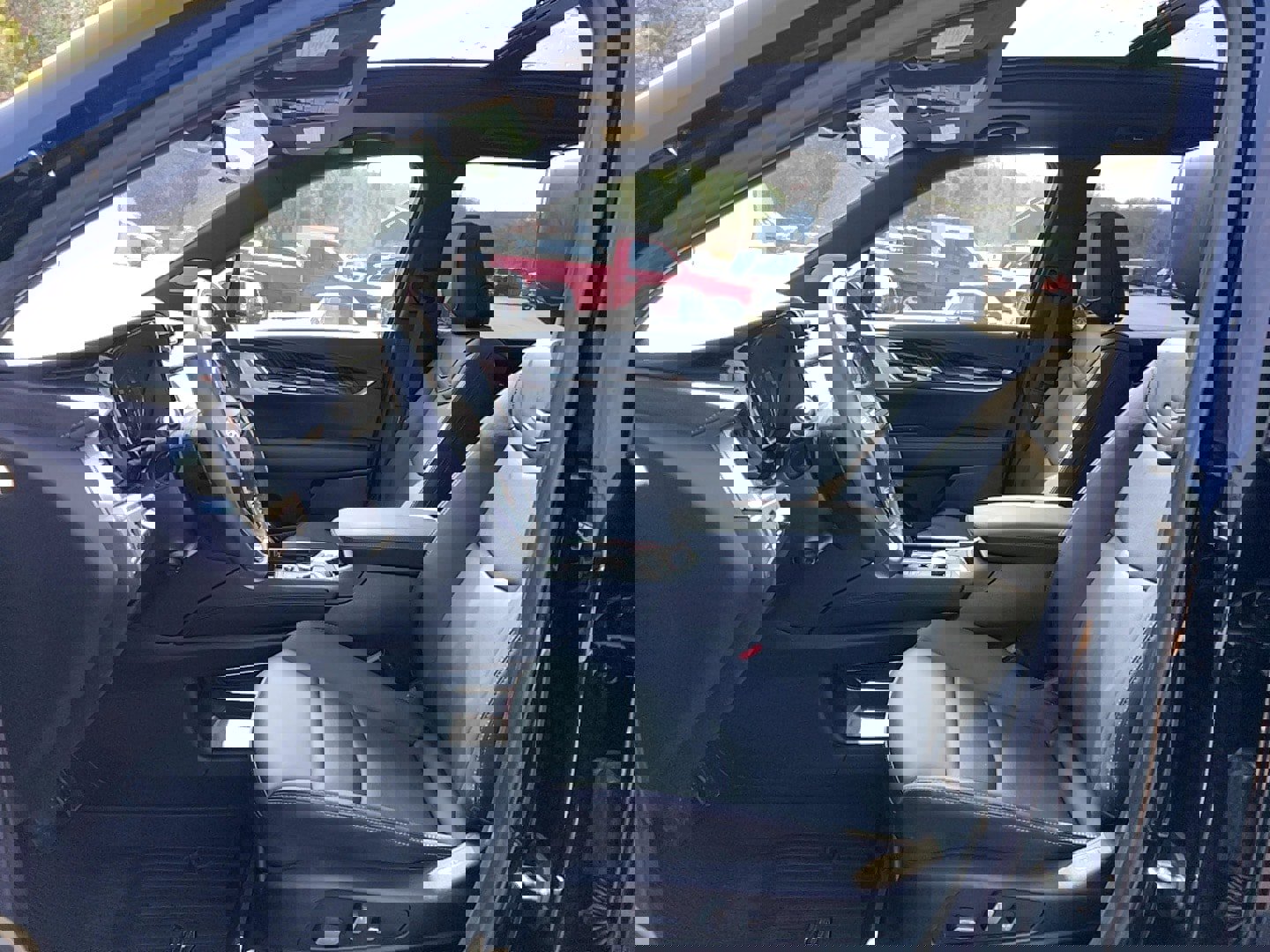 Used 2024 Cadillac XT6 Premium Luxury w/ Technology Package image 11