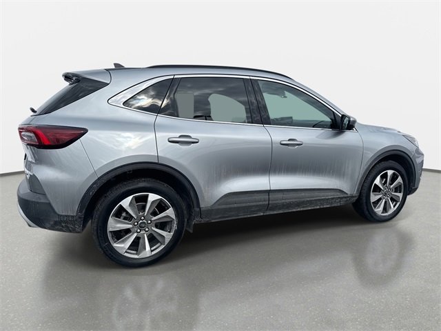 Used 2023 Ford Escape Platinum image 6