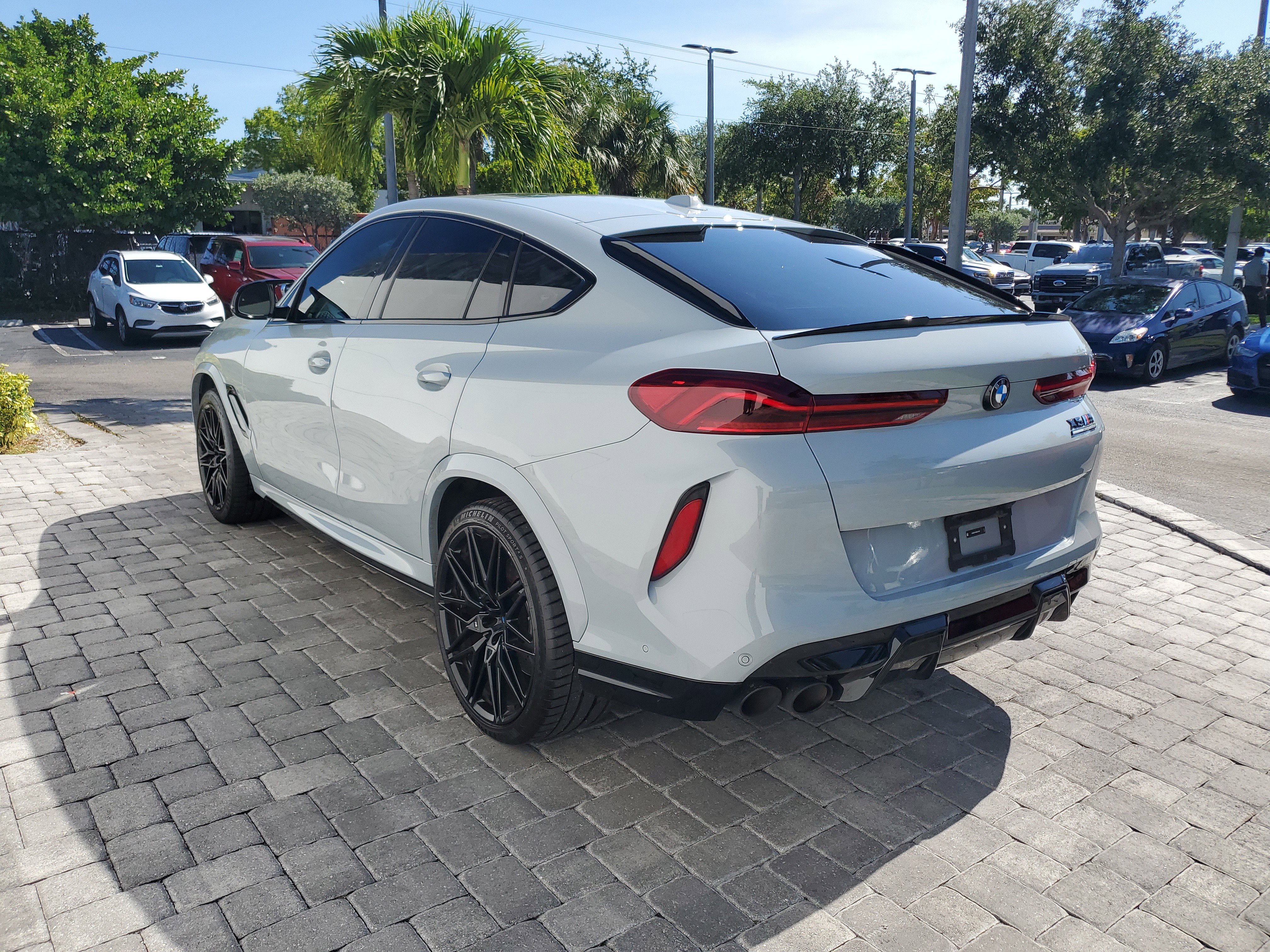 Used 2024 BMW X6 M Competition w/ Executive Package AWD/4WD image 4