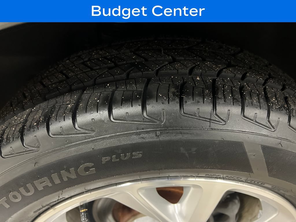 Used 2018 Chevrolet Equinox LT AWD/4WD image 12
