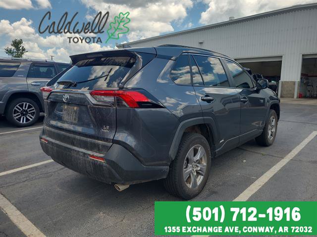 Used 2025 Toyota RAV4 LE AWD/4WD image 4