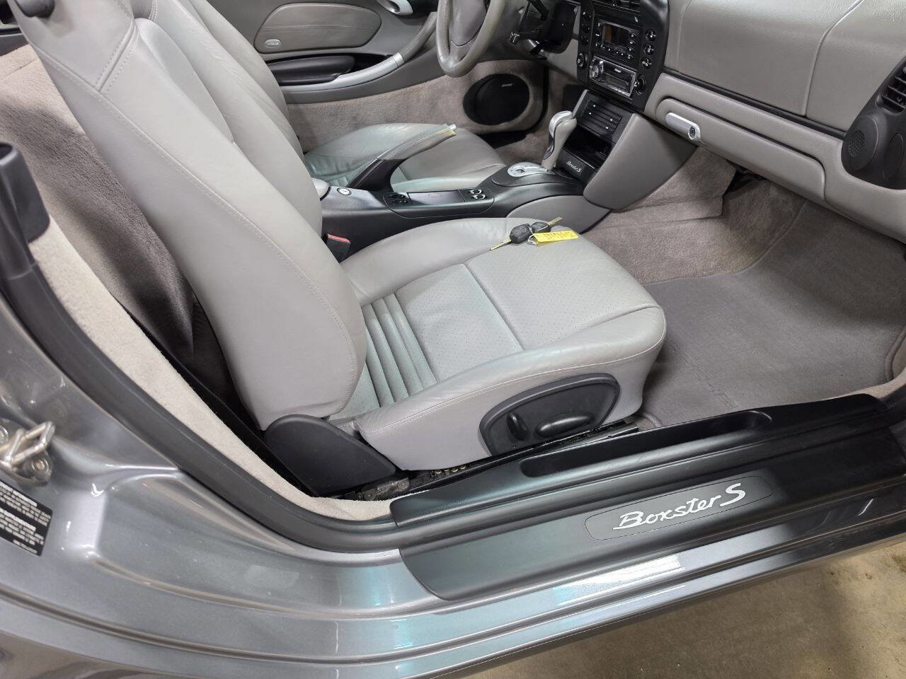 Used 2003 Porsche Boxster S RWD image 23