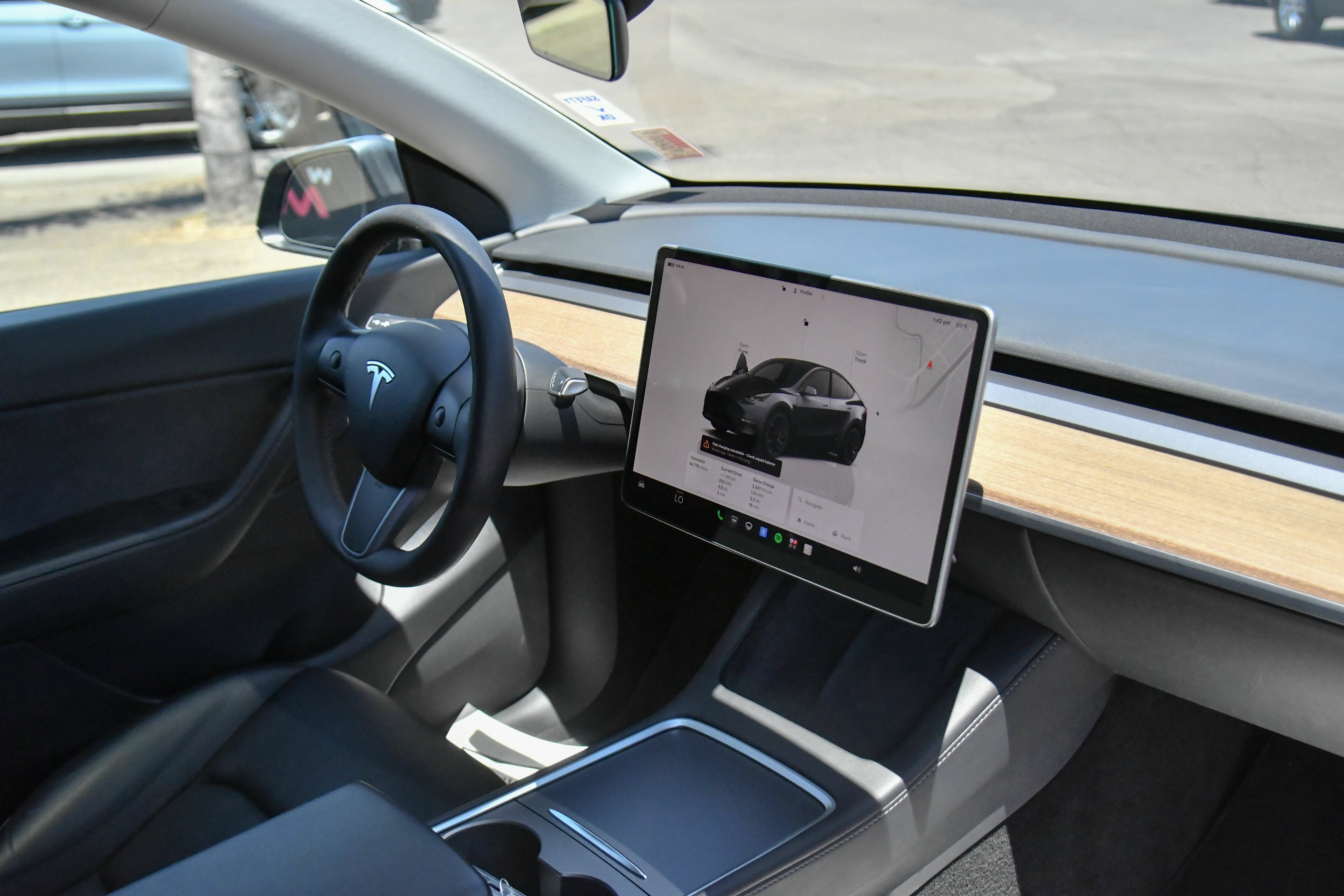 Used 2022 Tesla Model Y Performance AWD/4WD image 40
