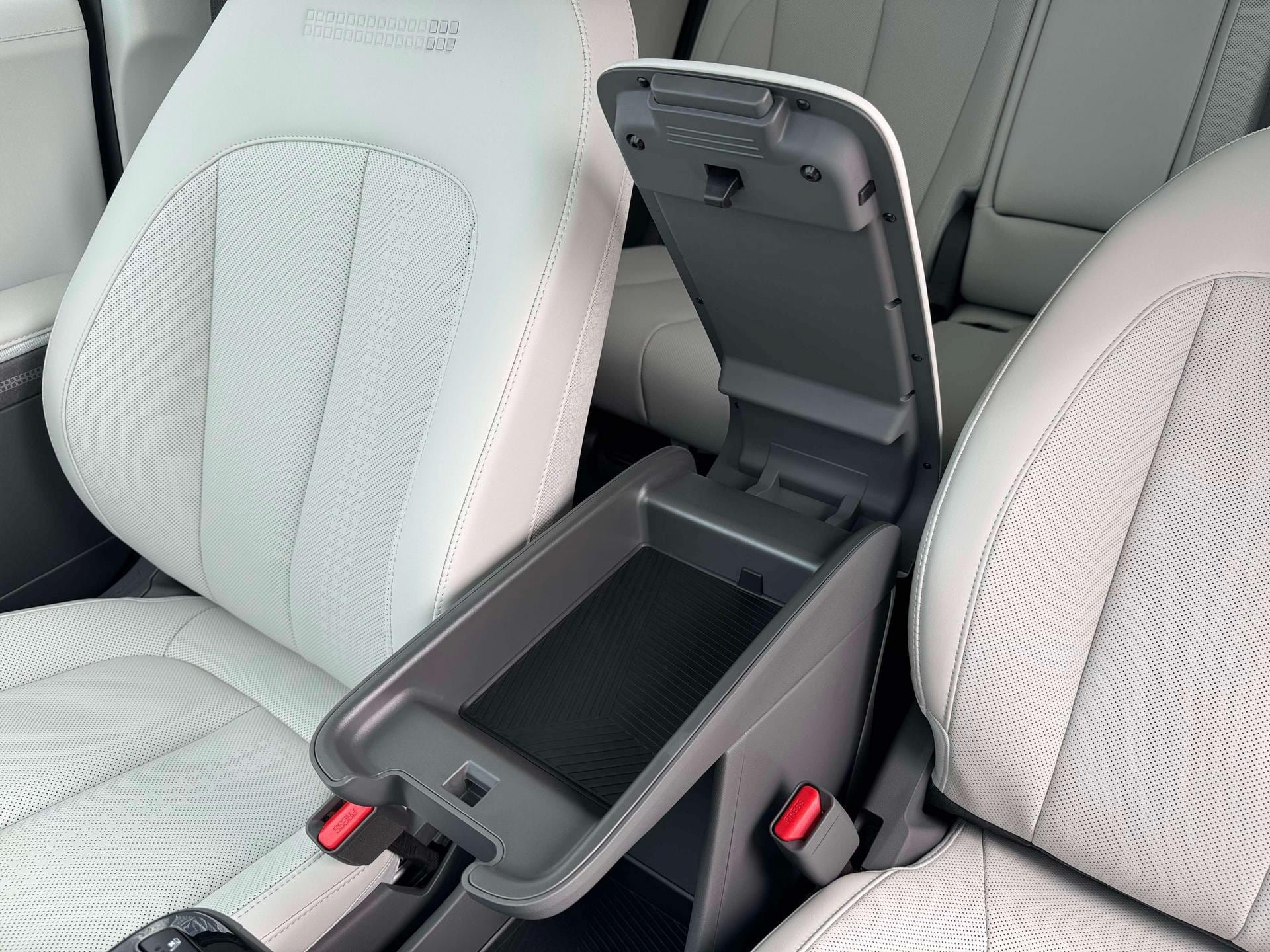New 2026 Hyundai Ioniq 5 Limited AWD/4WD image 18