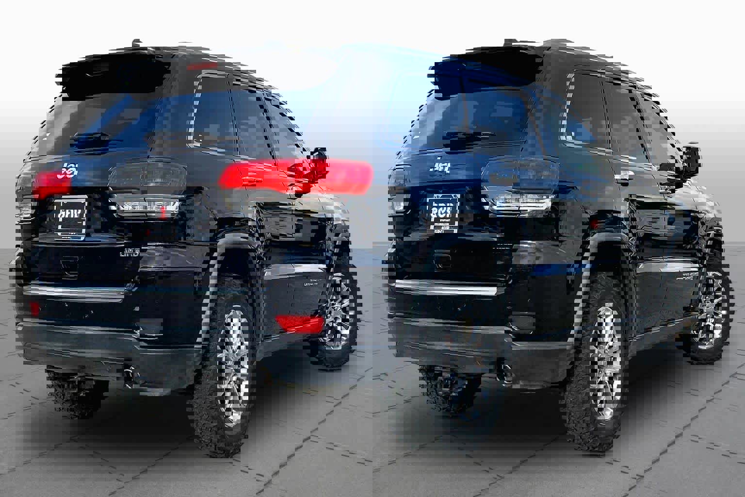 Used 2015 Jeep Grand Cherokee Limited RWD image 12