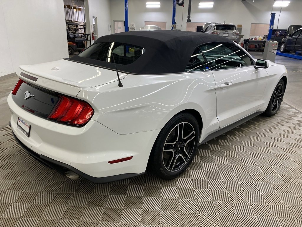 Used 2022 Ford Mustang Premium image 8