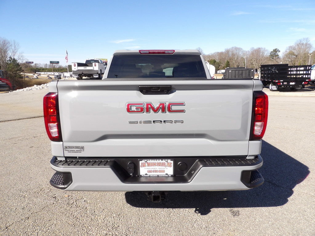 Used 2025 GMC Sierra 1500 Pro w/ Graphite Edition AWD/4WD image 6