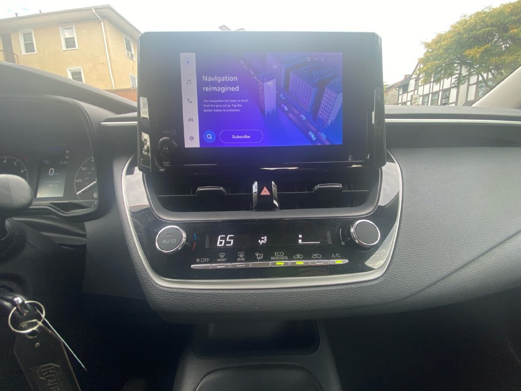 Used 2024 Toyota Corolla LE FWD image 20