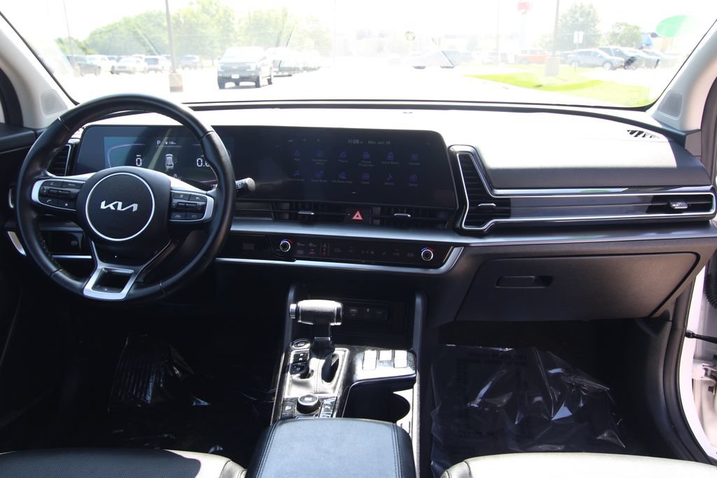 Used 2024 Kia Sportage EX FWD image 41