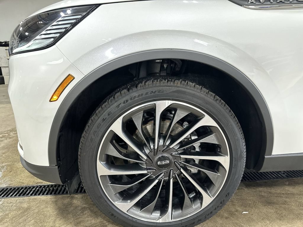 Used 2026 Lincoln Aviator Reserve AWD/4WD image 19