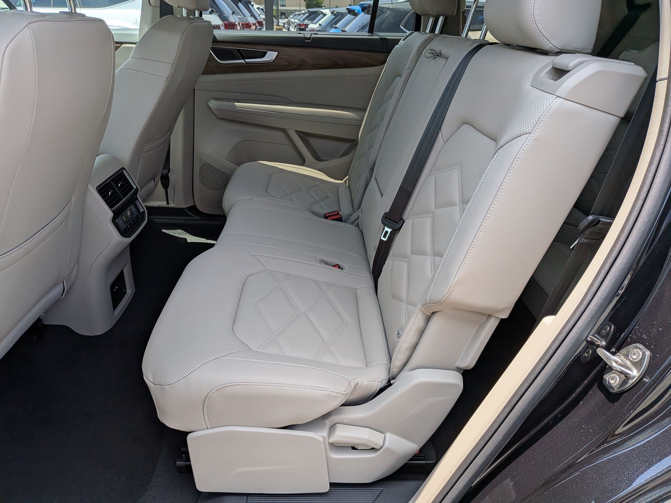 New 2026 Volkswagen Atlas SE AWD/4WD image 28