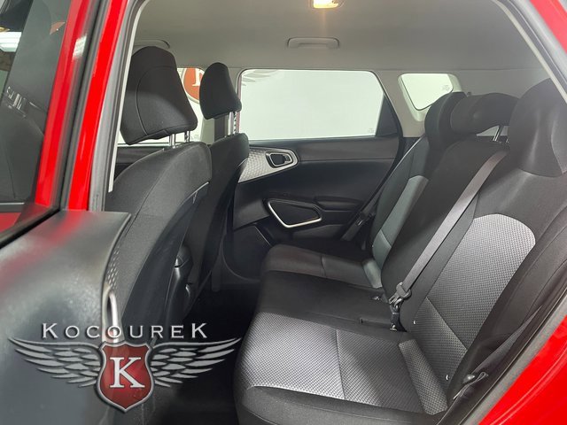 Used 2023 Kia Soul LX w/ LX Technology Package image 20