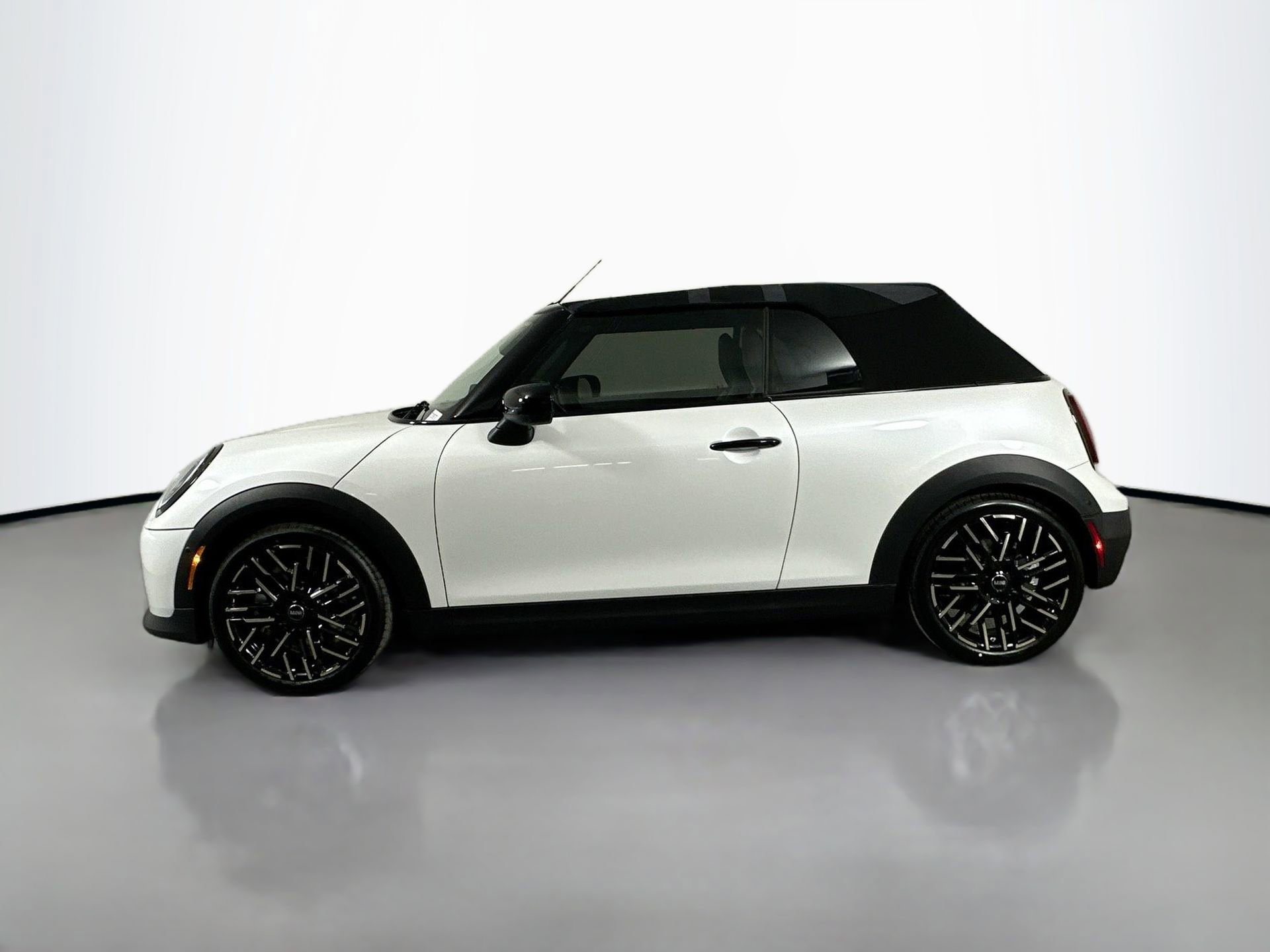 New 2026 MINI Cooper S image 10
