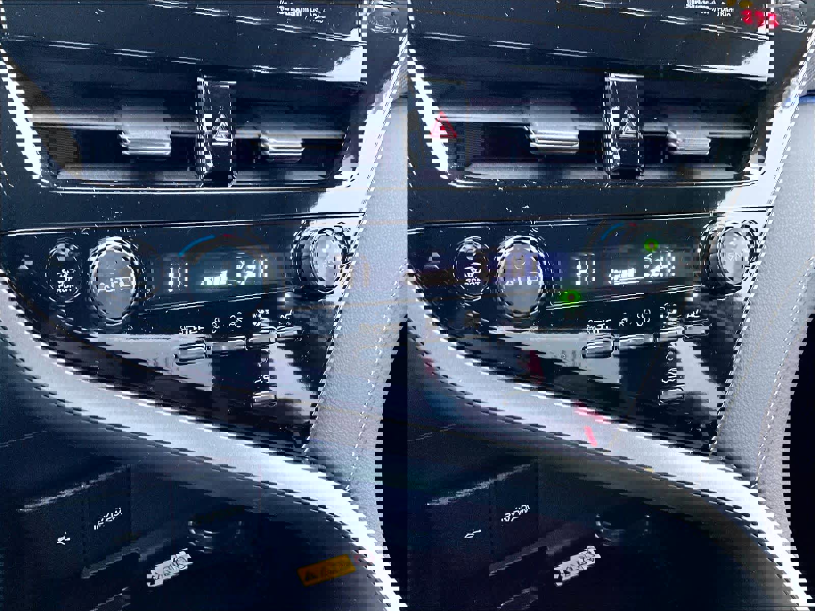 Used 2024 Toyota Camry XSE image 26