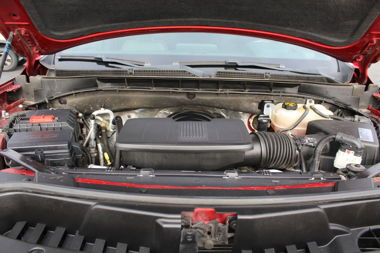 Used 2021 GMC Yukon AT4 w/ AT4 Premium Package image 24