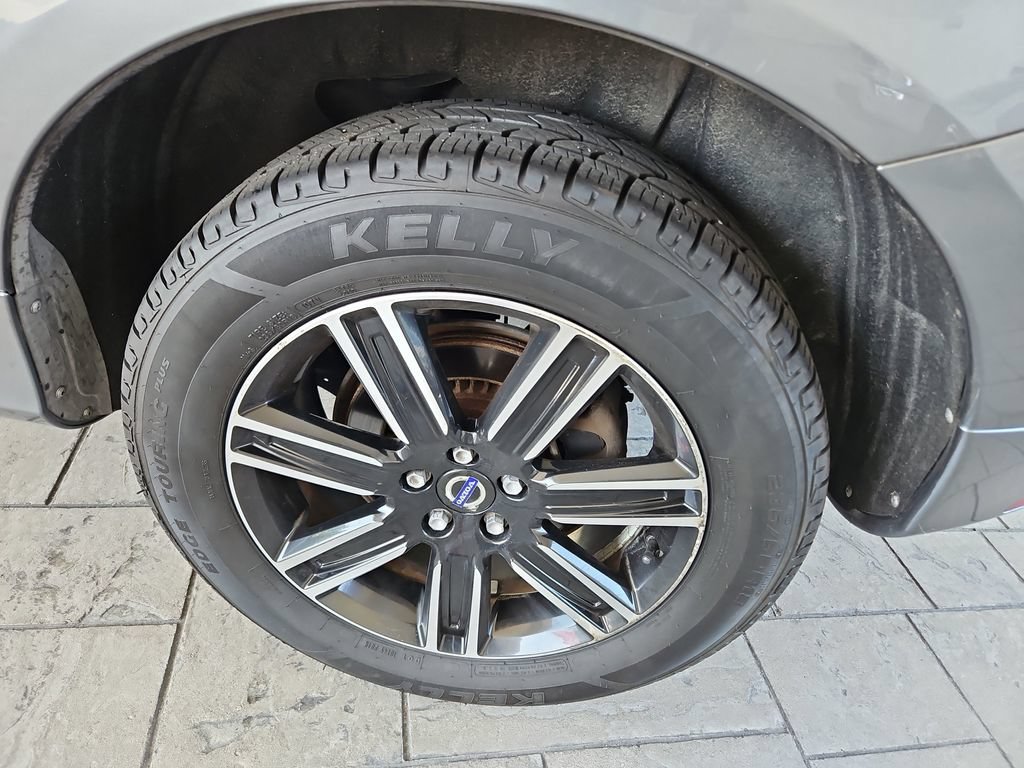 Used 2017 Volvo XC60 T5 Dynamic FWD image 30