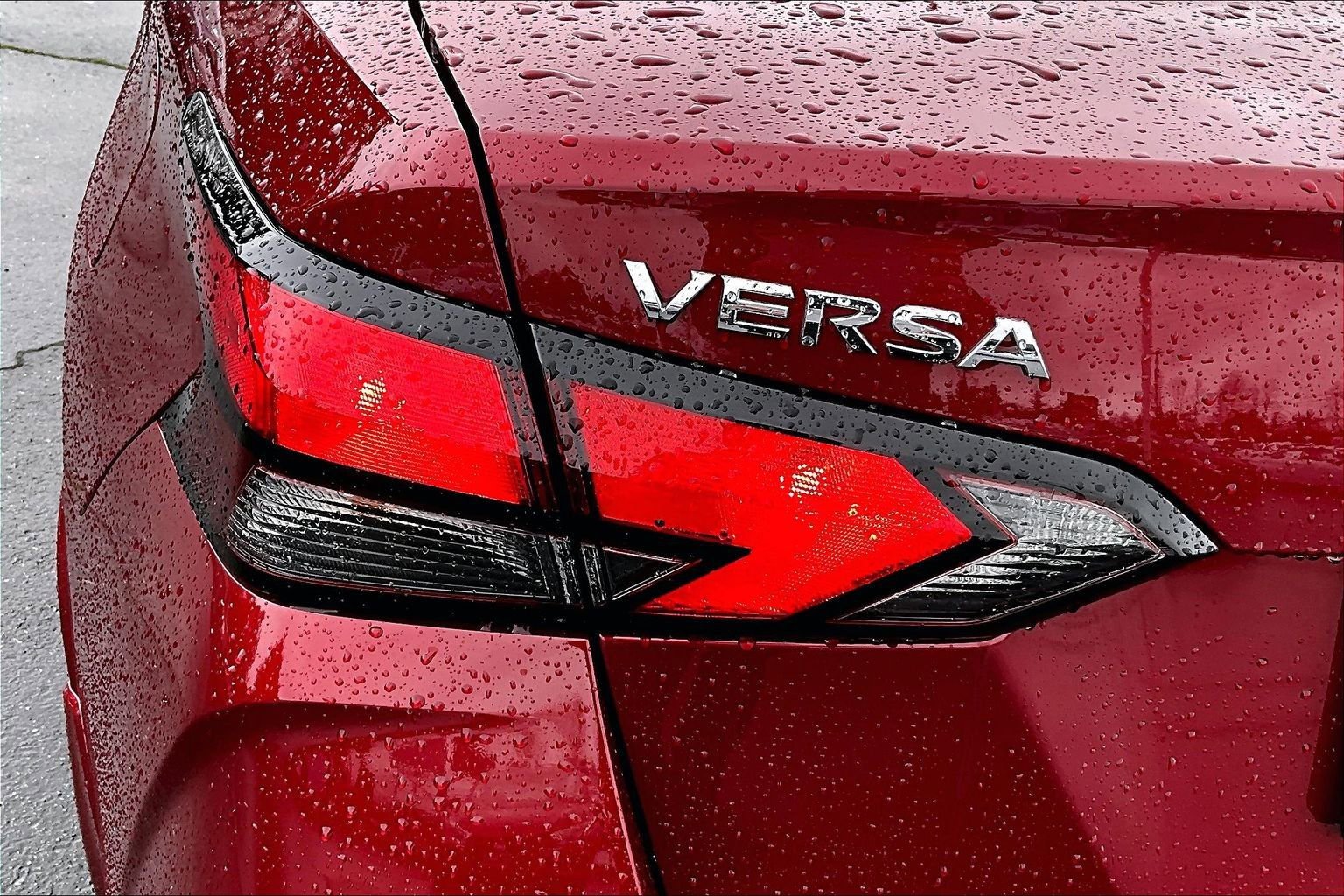 Used 2025 Nissan Versa SV w/ Trunk Package image 13