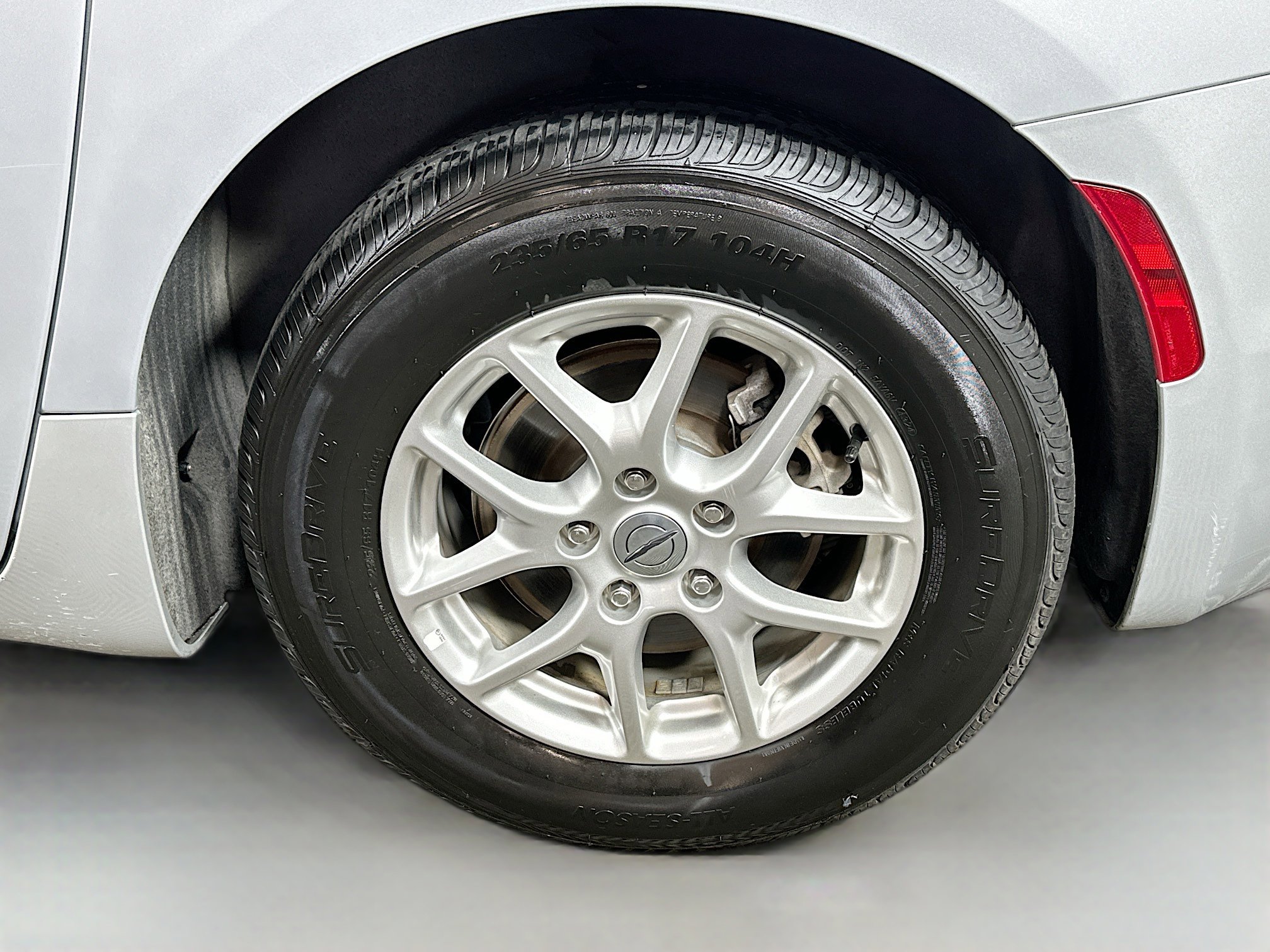 Used 2023 Chrysler Pacifica Touring-L image 30