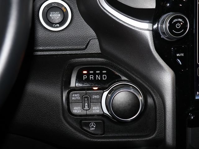 Used 2023 RAM 1500 Big Horn AWD/4WD image 22
