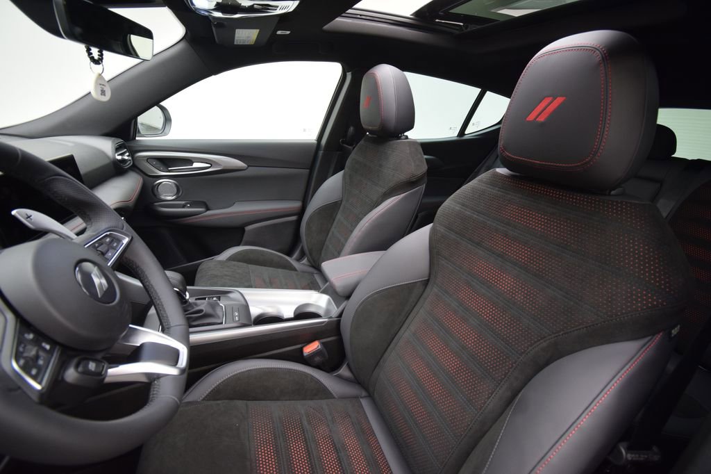 New 2025 Dodge Hornet R/T image 38