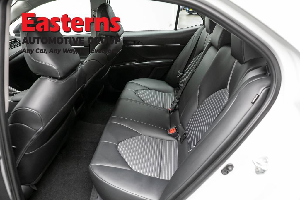 Used 2024 Toyota Camry SE w/ Cold Weather Package FWD image 21