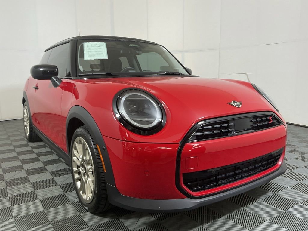 Certified 2025 MINI Cooper S image 3