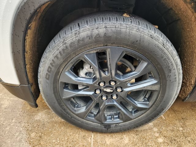 Used 2021 Chevrolet Traverse RS FWD image 8
