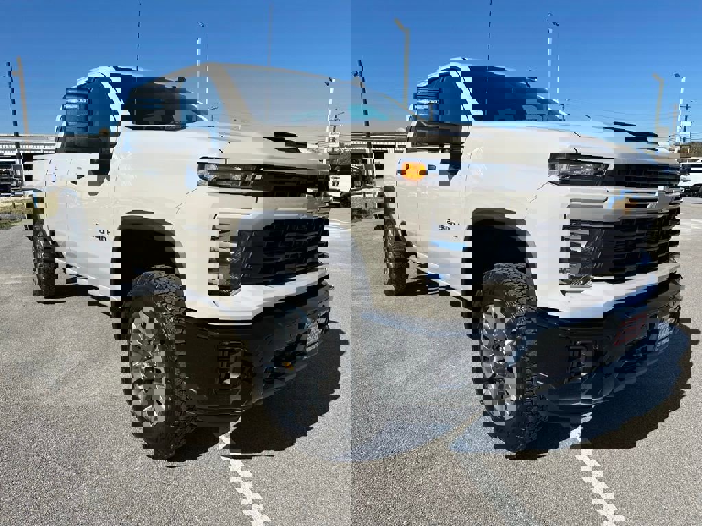 New 2026 Chevrolet Silverado 2500 Custom w/ Custom Value Package image 4